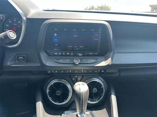 Photo of 2020 Black Chevrolet Camaro