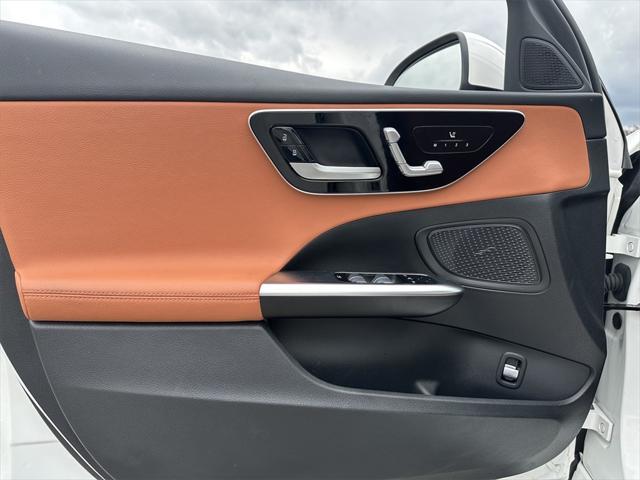 Photo of 2024 Polar White Mercedes-Benz C-Class