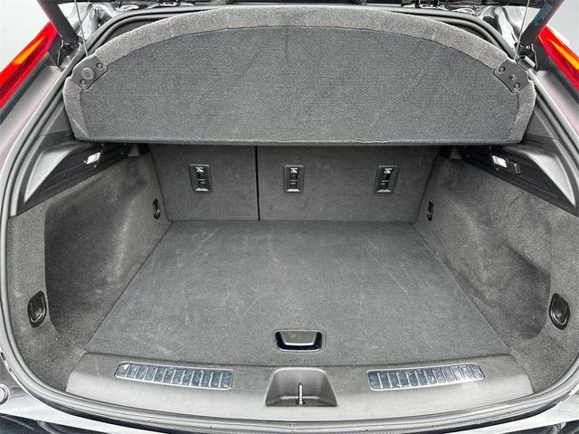Photo of 2024 Stellar Black Metallic Cadillac XT4