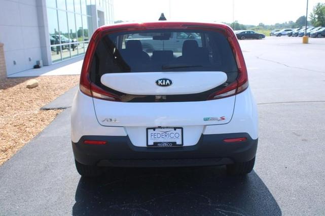 Photo of 2021 Snow White Pearl Kia Soul