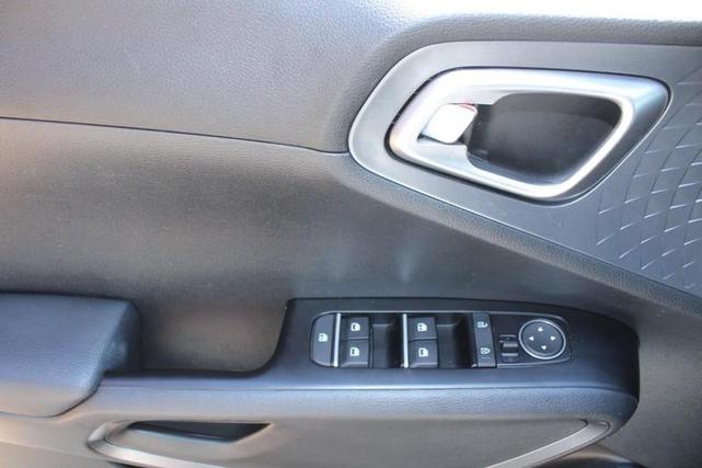 Photo of 2021 Snow White Pearl Kia Soul