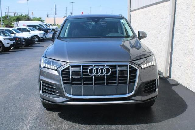 Photo of 2024 Samurai Gray Metallic Audi Q7