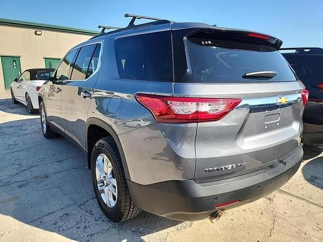 Photo of 2021 Graphite Metallic Chevrolet Traverse