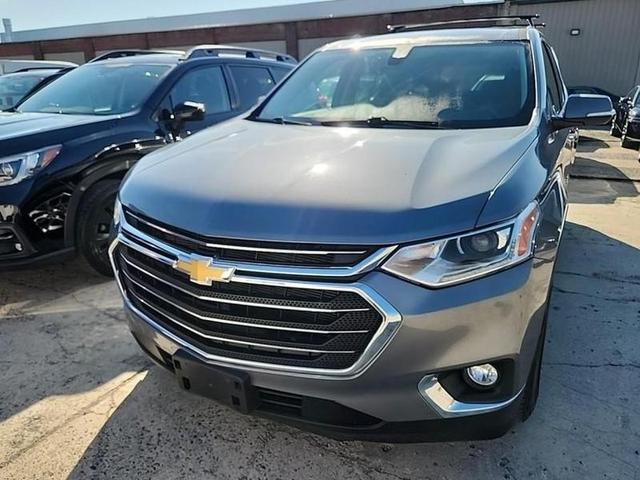 Photo of 2021 Graphite Metallic Chevrolet Traverse