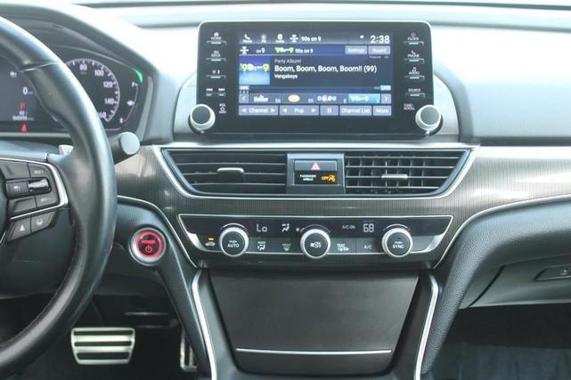 Photo of 2022 Platinum White Pearl Honda Accord Hybrid
