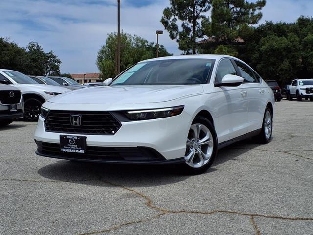 Photo of 2023 White Honda Accord