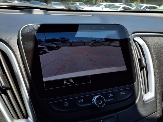 Photo of 2023 Summit White Chevrolet Malibu