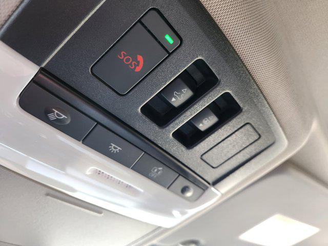 Photo of 2026 Super Black Nissan Rogue