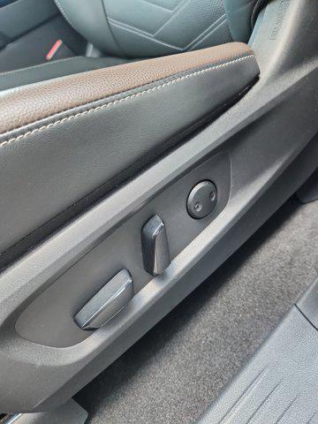 Photo of 2025 Scarlet Ember Tintcoat Nissan Pathfinder