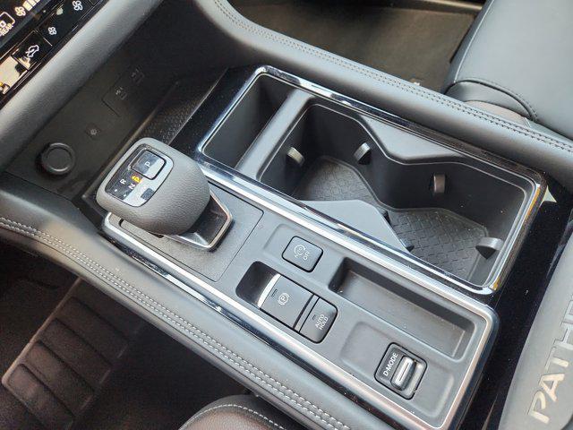 Photo of 2025 Scarlet Ember Tintcoat Nissan Pathfinder