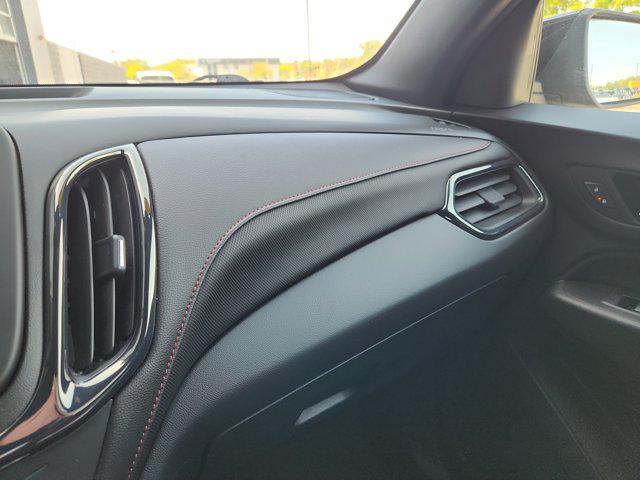 Photo of 2022 Mosaic Black Metallic Chevrolet Equinox