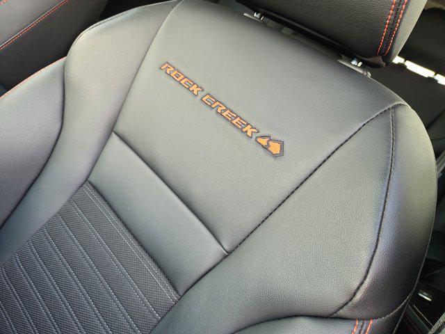 Photo of 2025 Everest White Pearl Nissan Rogue