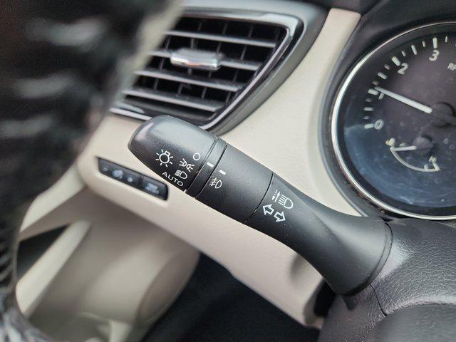 Photo of 2021 Brilliant Silver Metallic Nissan Rogue Sport