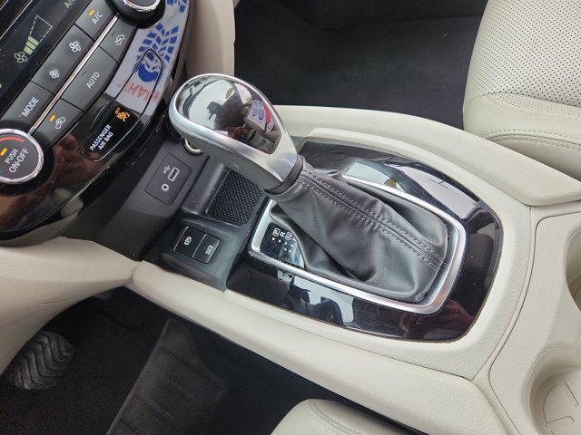 Photo of 2021 Brilliant Silver Metallic Nissan Rogue Sport