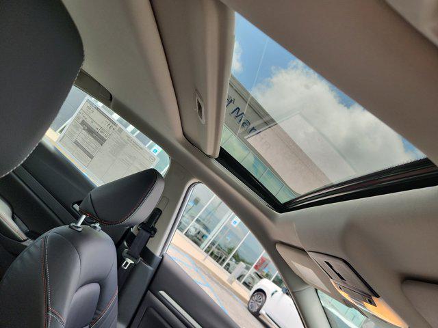 Photo of 2025 Pearl White Tricoat Nissan Altima
