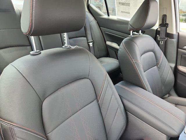 Photo of 2025 Pearl White Tricoat Nissan Altima