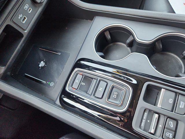 Photo of 2023 Platinum White Pearl Honda Pilot
