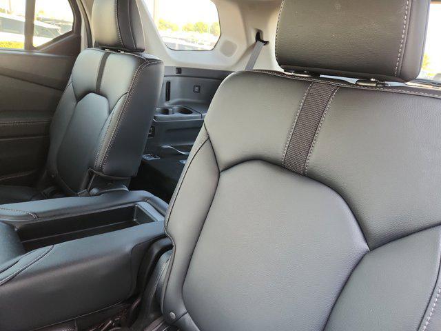 Photo of 2023 Platinum White Pearl Honda Pilot