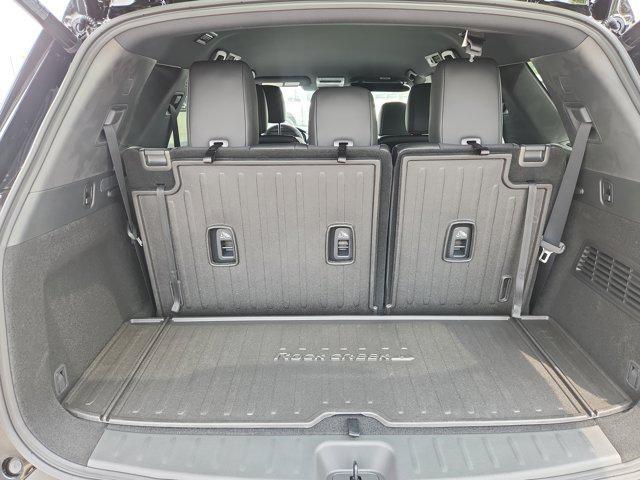 Photo of 2025 Super Black Nissan Pathfinder