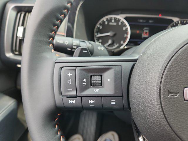 Photo of 2025 Super Black Nissan Pathfinder