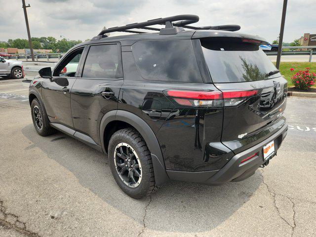 Photo of 2025 Super Black Nissan Pathfinder