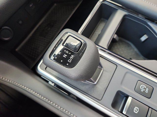 Photo of 2025 Super Black Nissan Pathfinder