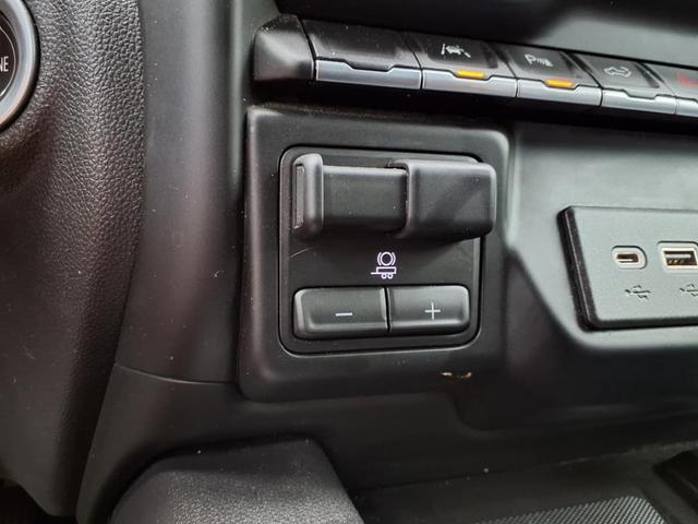 Photo of 2022 Pacific Blue Metallic GMC Sierra 1500