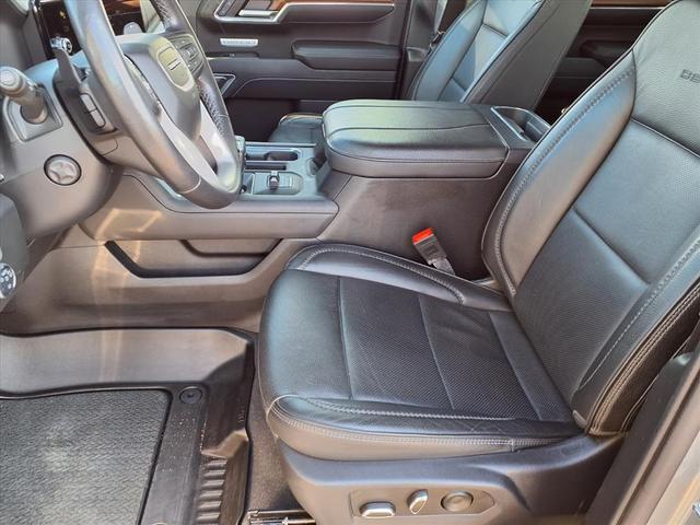 Photo of 2023 Sterling Metallic GMC Sierra 1500