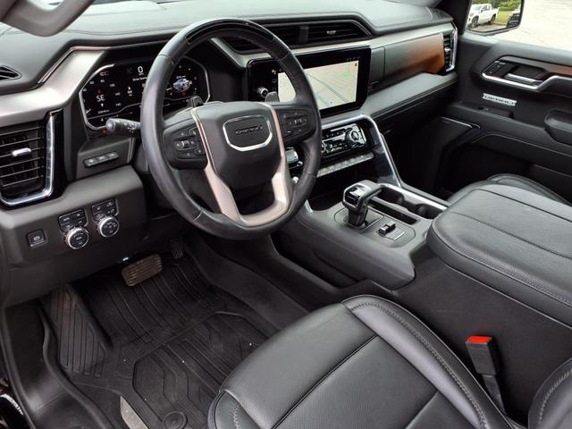 Photo of 2024 Onyx Black GMC Sierra 1500