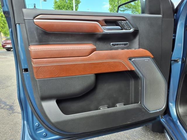 Photo of 2024 Downpour Metallic GMC Sierra 1500