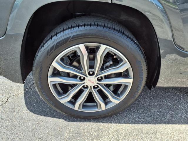 Photo of 2019 Graphite Gray Metallic GMC Terrain
