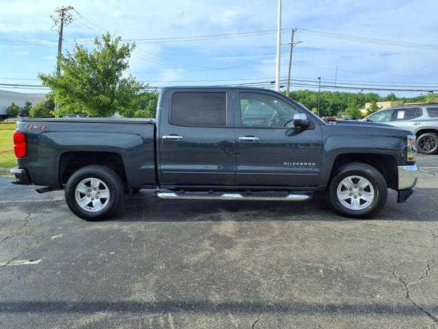 Photo of 2018 Graphite Metallic Chevrolet Silverado 1500