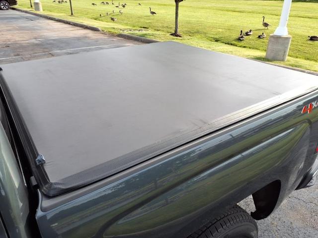 Photo of 2018 Graphite Metallic Chevrolet Silverado 1500