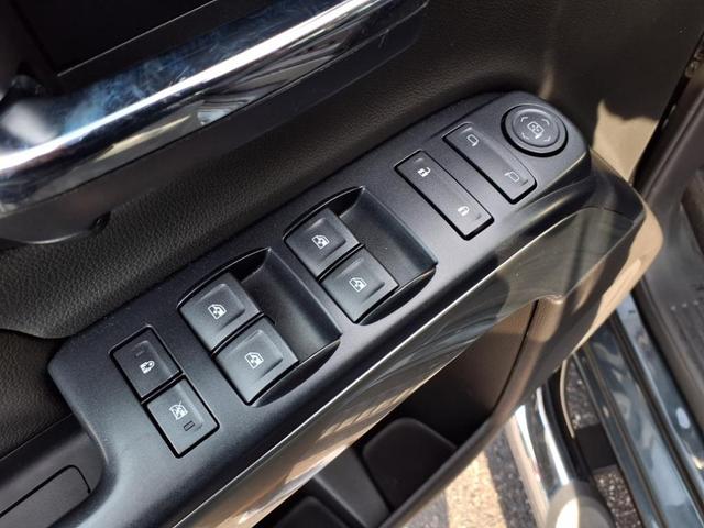 Photo of 2018 Graphite Metallic Chevrolet Silverado 1500