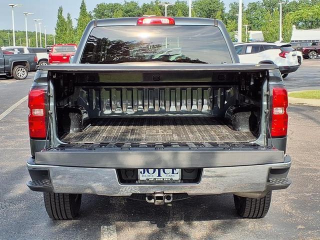Photo of 2018 Graphite Metallic Chevrolet Silverado 1500