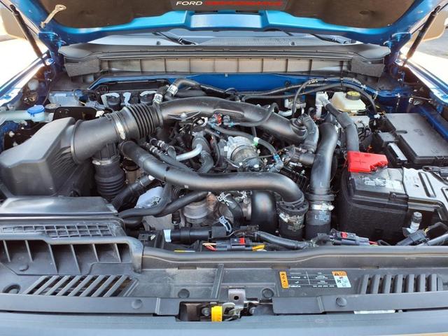 Photo of 2024 Velocity Blue Metallic Ford Bronco