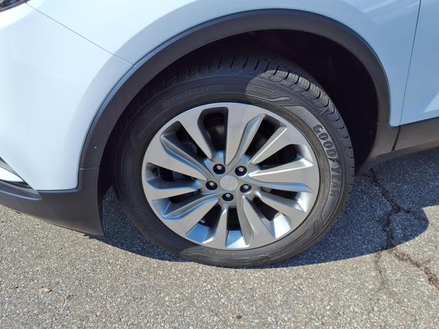 Photo of 2017 Summit White Buick Encore