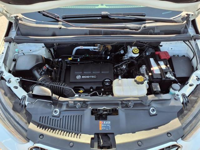 Photo of 2017 Summit White Buick Encore