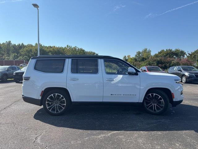Photo of 2022 Bright White Clearcoat Jeep Grand Wagoneer
