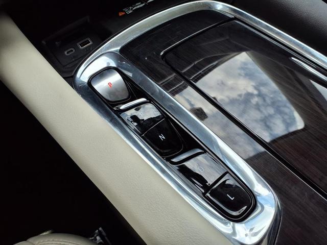 Photo of 2023 Emperor Blue Metallic Buick Enclave