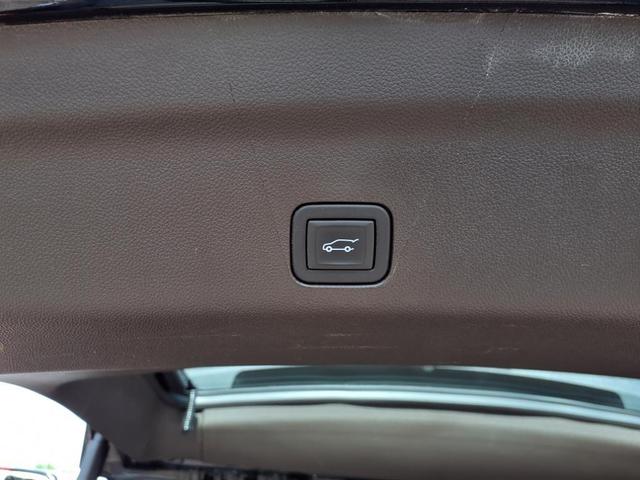 Photo of 2023 Midnight Blue Metallic GMC Yukon