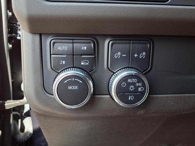 Photo of 2023 Midnight Blue Metallic GMC Yukon