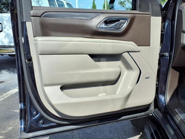 Photo of 2023 Midnight Blue Metallic GMC Yukon