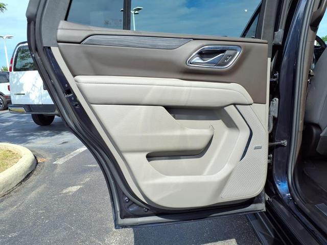 Photo of 2023 Midnight Blue Metallic GMC Yukon