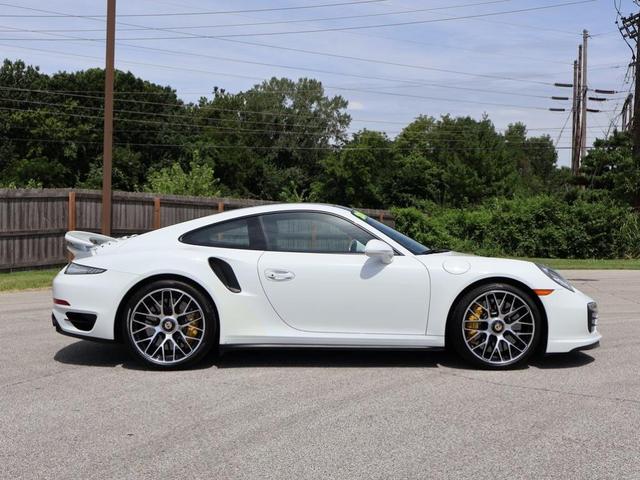 Photo of 2014 White Porsche 911