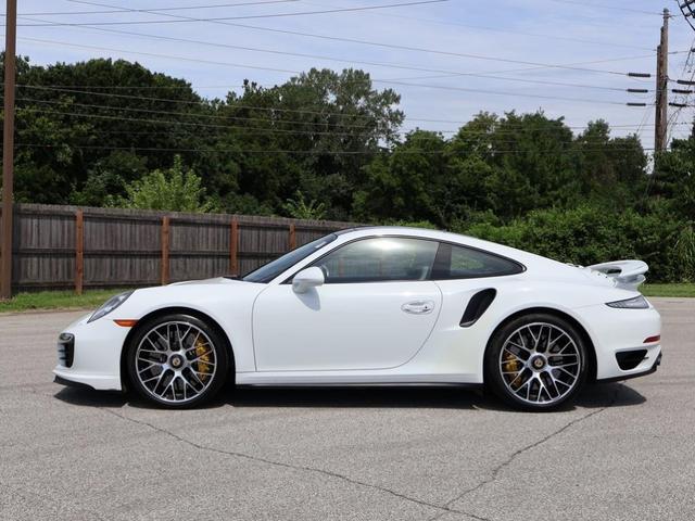 Photo of 2014 White Porsche 911