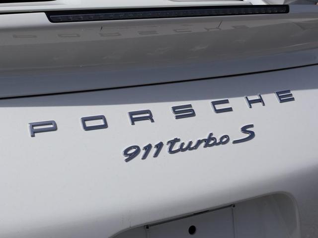 Photo of 2014 White Porsche 911