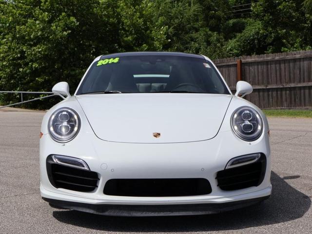 Photo of 2014 White Porsche 911