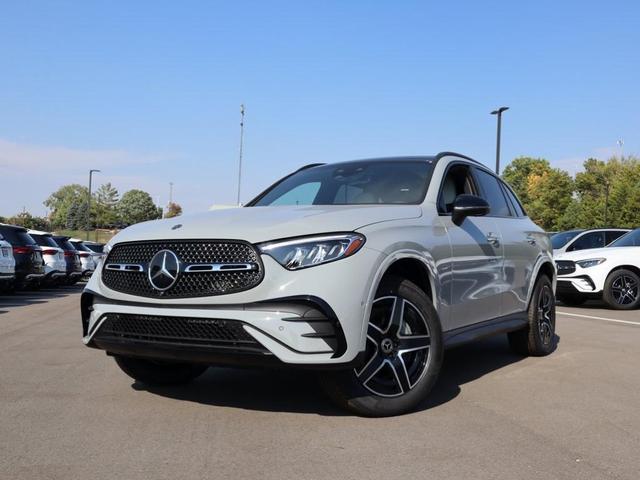 Photo of 2026 Gray Mercedes-Benz GLC 300