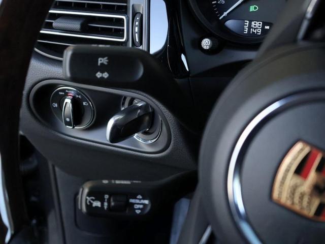 Photo of 2024 Volcano Grey Metallic Porsche Macan